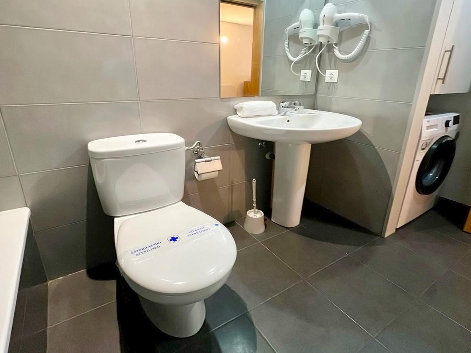 Apartamentos La Solana Deluxe 3000 帕斯底拉卡萨 外观 照片